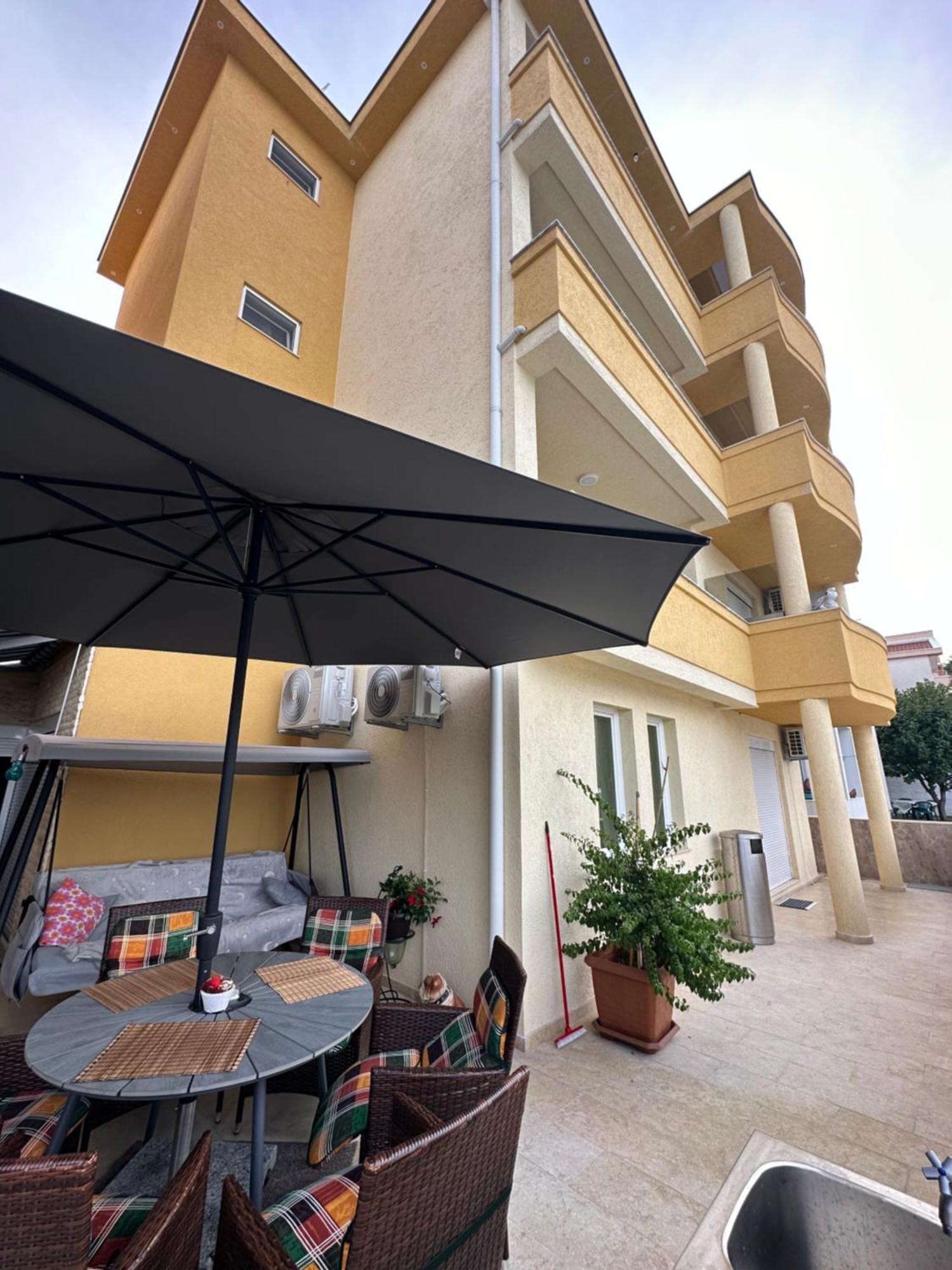 Apartments Edona Ulcinj Exterior foto